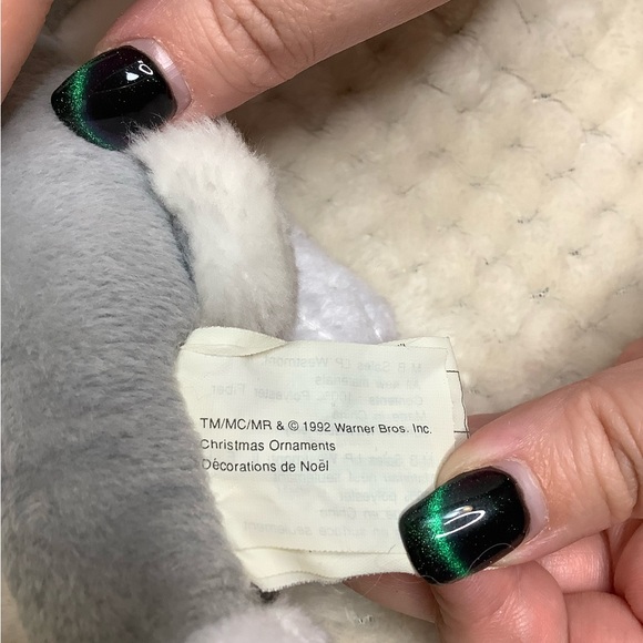 Vintage Warner Bros Plush 1992 Bugs Bunny Stuffed Animal Toy Christmas Ornament - Picture 7 of 10